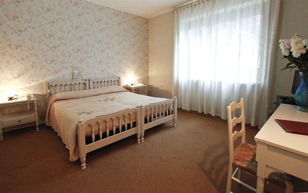 Hotel Antares Arona Buitenkant foto