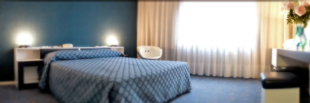 Hotel Antares Arona Buitenkant foto